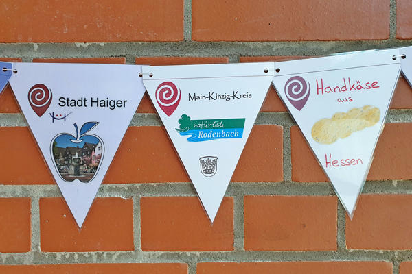 Rodenbacher Wimpel zum Tag der Regionen