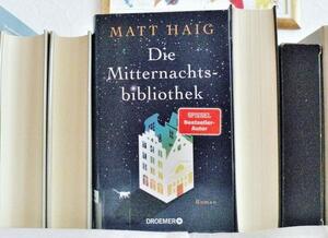 Buchcover "Die Mitternachtsbibliothek"