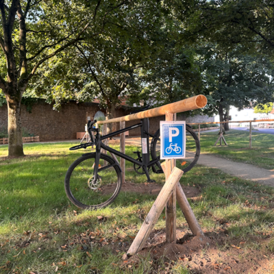 Fahrradparkplatz zum Dorffest "1000 Jahre  Rodenbach"