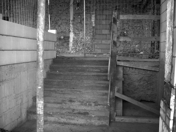 Sicht auf die neue Treppe im Innebereich